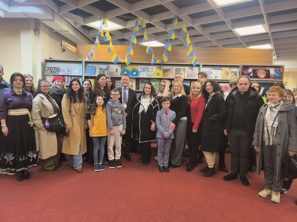 10019 image for slide