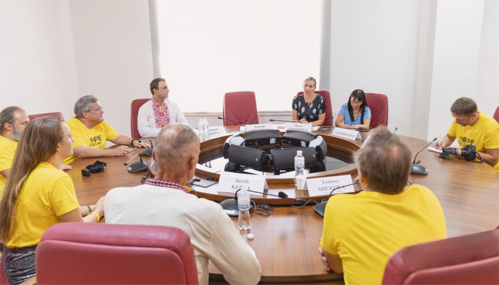 4456 image for slide