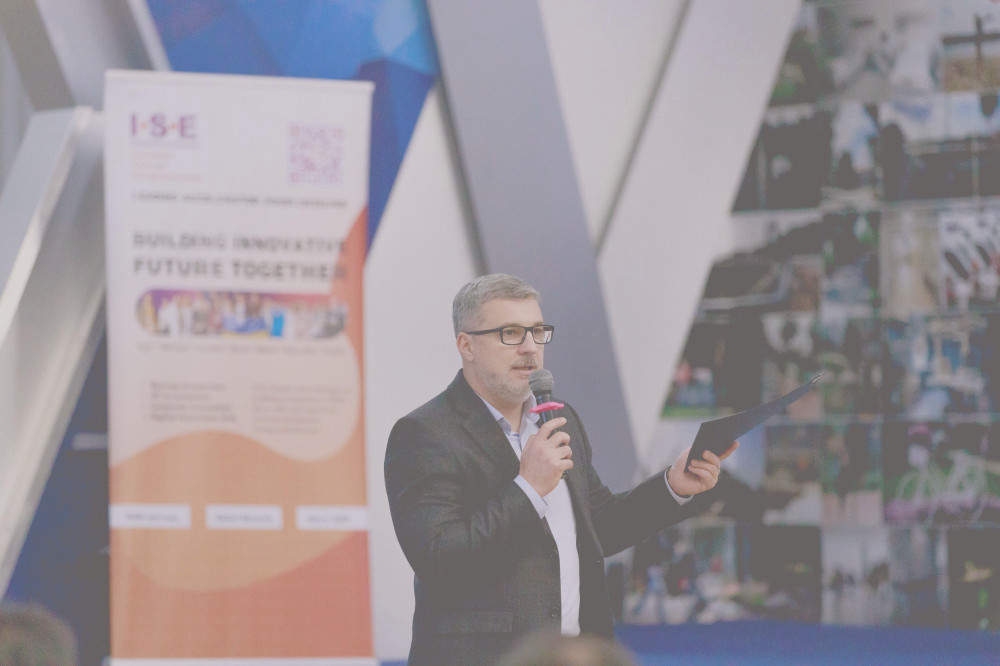 4503 image for slide