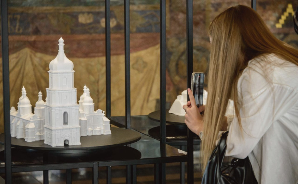 7572 image for slide