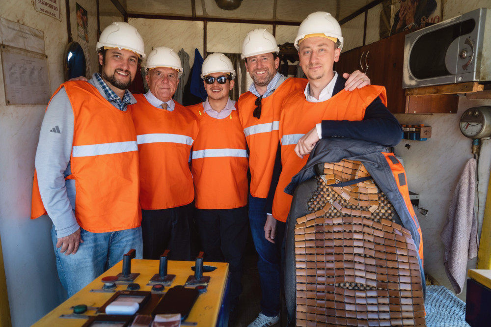 8023 image for slide