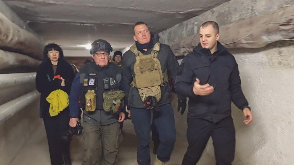 9892 image for slide